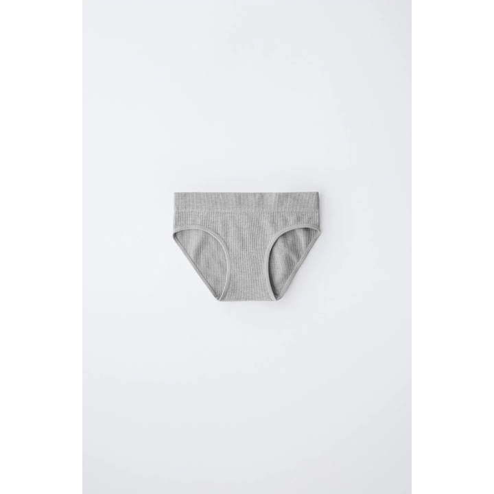 8–14 ЛЕТ/НАБОР ИЗ ТРЕХ БЕСШОВНЫХ ТРУСОВ