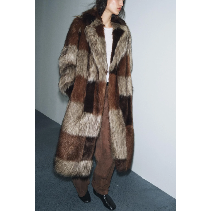 ПАЛЬТО ИЗ ИСКУССТВЕННОГО МЕХА В СТИЛЕ ПЭЧВОРК — ZW COLLECTION LIMITED EDITION