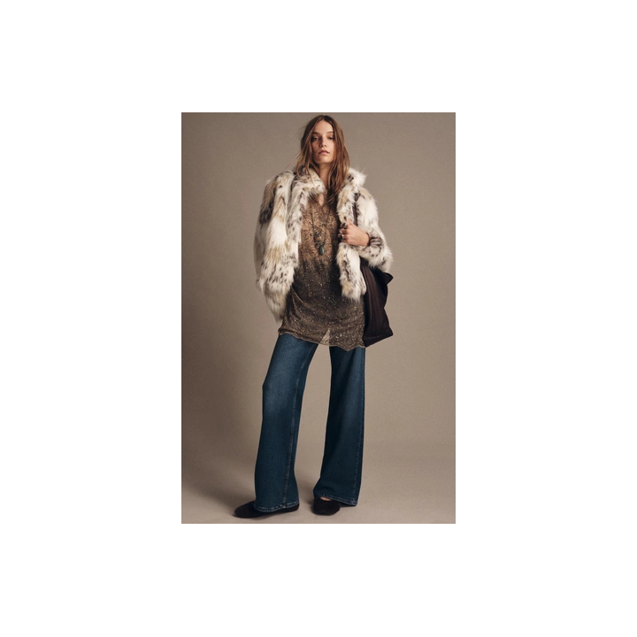 КОРОТКОЕ ПАЛЬТО ИЗ ИСКУССТВЕННОГО МЕХА — ZW COLLECTION