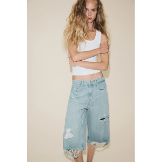 ДЖИНСОВЫЕ ШОРТЫ-БЕРМУДЫ TRF С РАЗРЕЗАМИ И НИЗКОЙ ПОСАДКОЙ