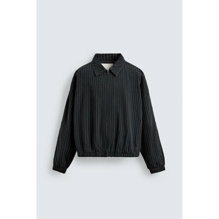 КУРТКА ИЗ РЕЛЬЕФНОЙ ТКАНИ В ПОЛОСКУ