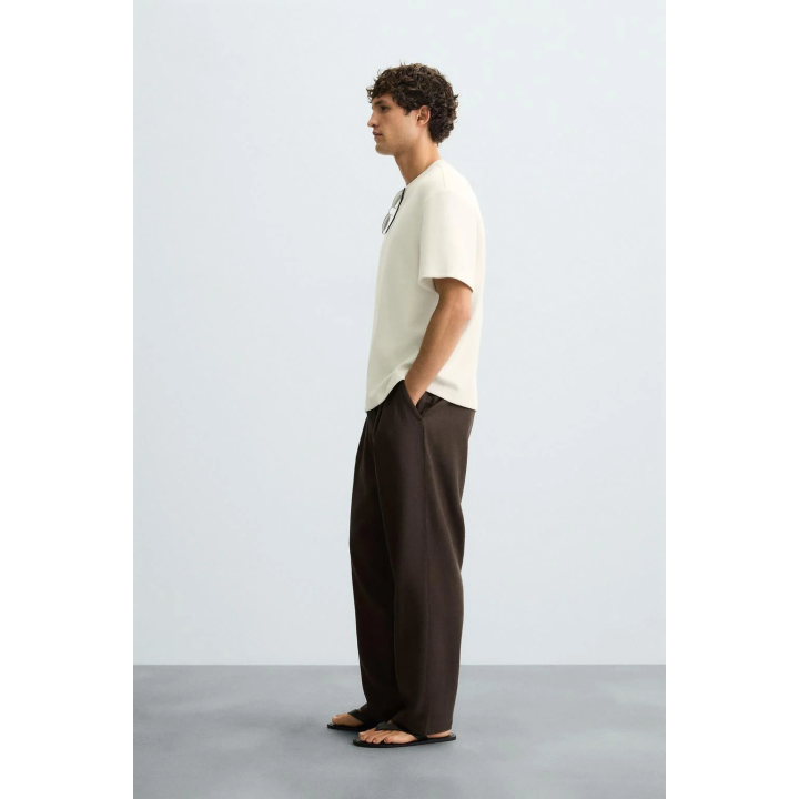 СТРУЯЩИЕСЯ БРЮКИ СО СКЛАДКАМИ