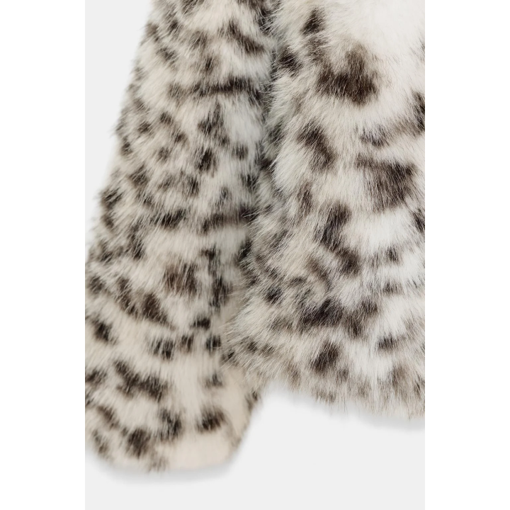 КУРТКА ИЗ ИСКУССТВЕННОГО МЕХА С АНИМАЛИСТИЧЕСКИМ ПРИНТОМ — ZW COLLECTION