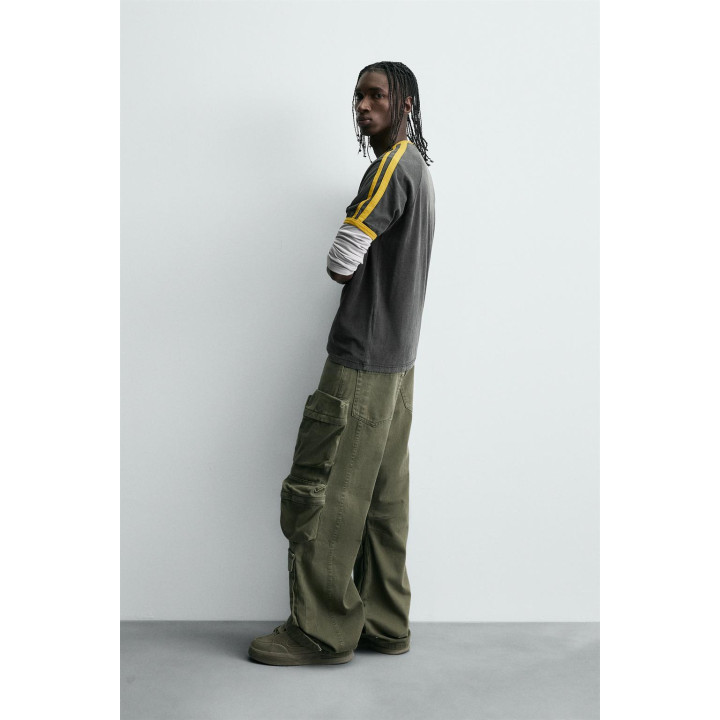 ФУТБОЛКА В РУБЧИК С КОНТРАСТНОЙ НАДПИСЬЮ