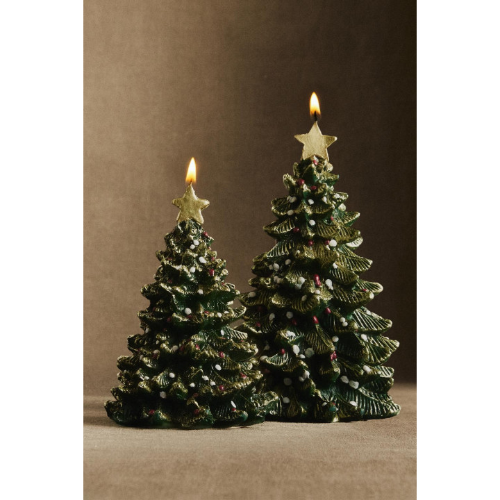 Декоративная свеча в форме рождественской елки