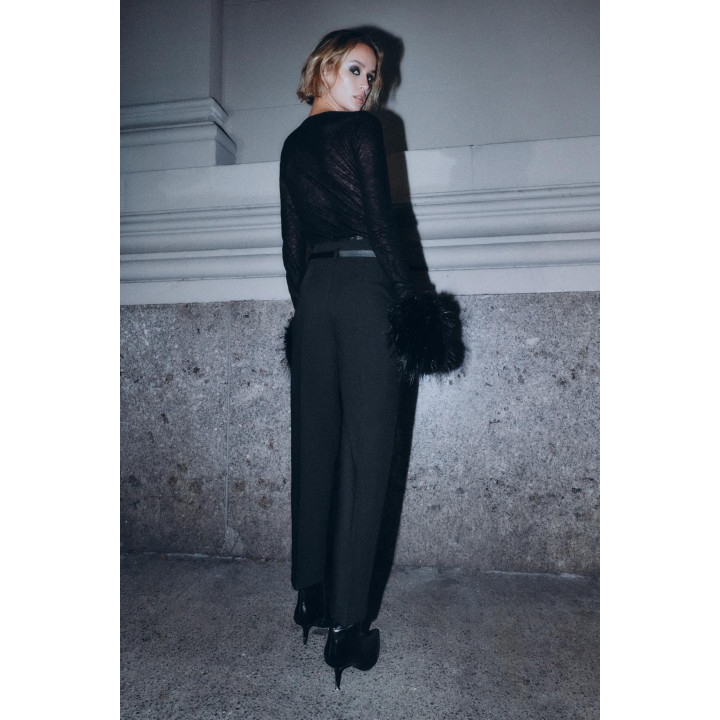 Брюки с высокой посадкой и поясом