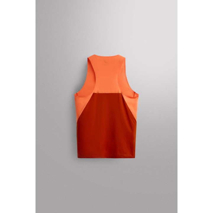 МАЙКА-БОРЦОВКА ИЗ ВЫСОКОТЕХНОЛОГИЧНОЙ ТКАНИ В СТИЛЕ КОЛОР-БЛОК