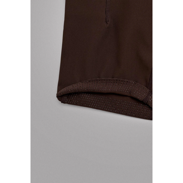 Леггинсы с фактурным эффектом и эффектом коррекции фигуры