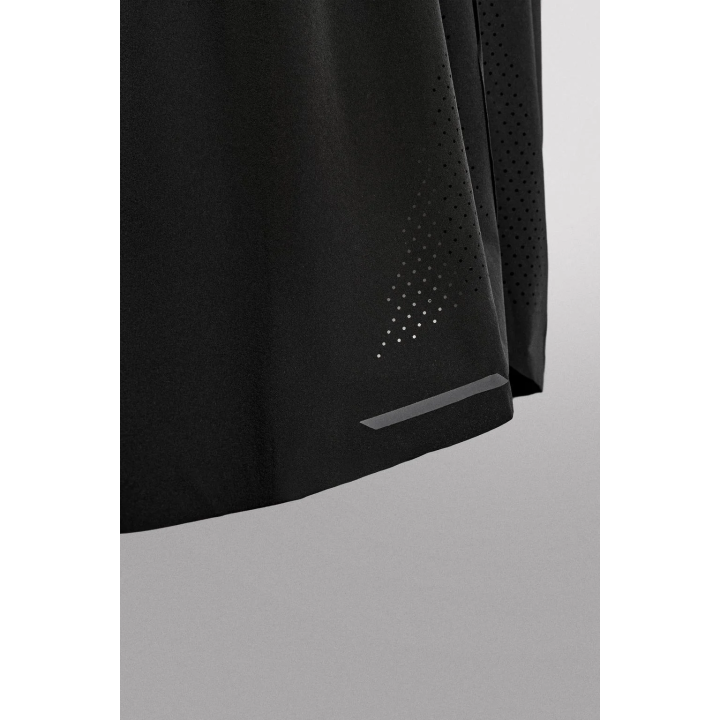 Беговые шорты