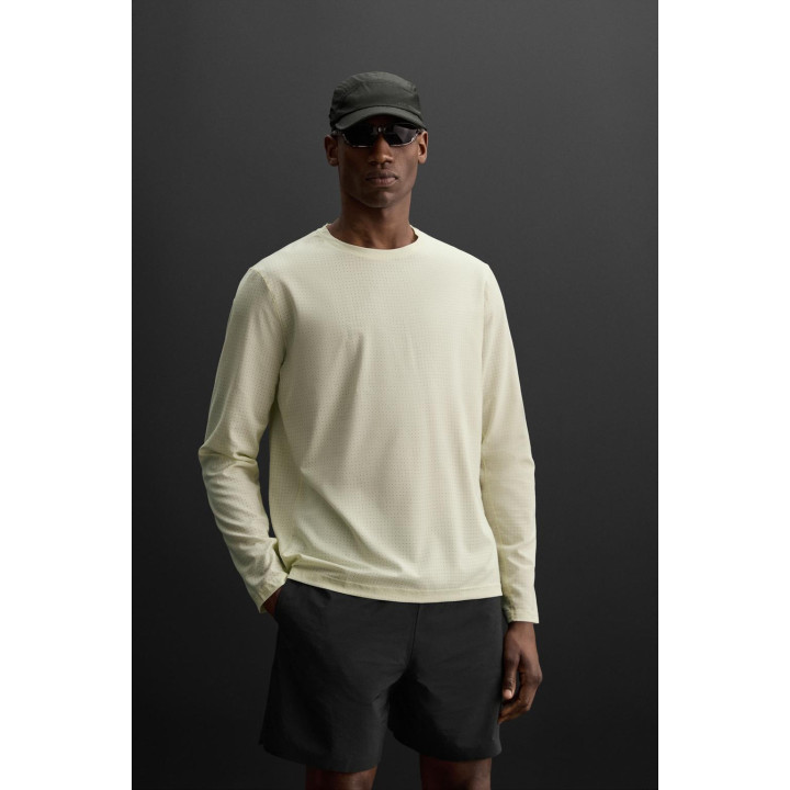 ПЕРФОРИРОВАННАЯ ФУТБОЛКА С ДЛИННЫМИ РУКАВАМИ