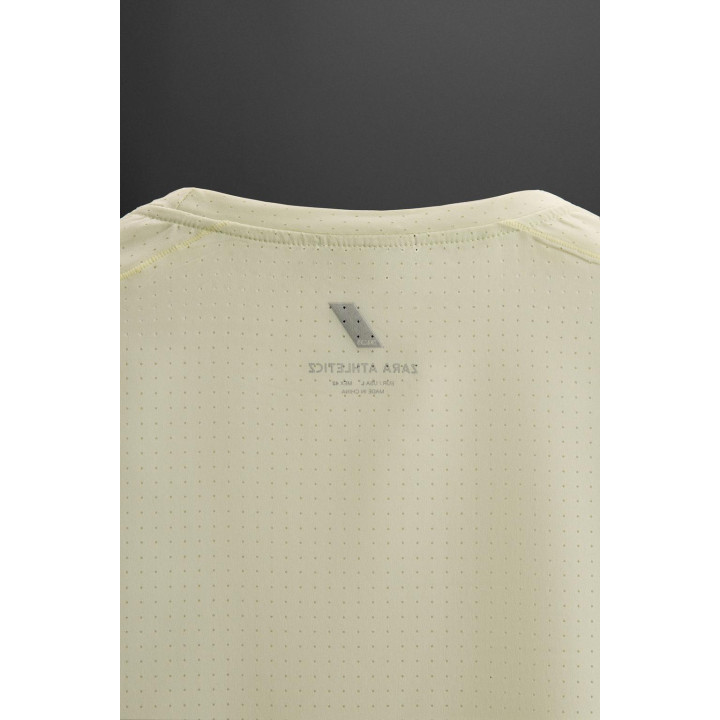 ПЕРФОРИРОВАННАЯ ФУТБОЛКА С ДЛИННЫМИ РУКАВАМИ