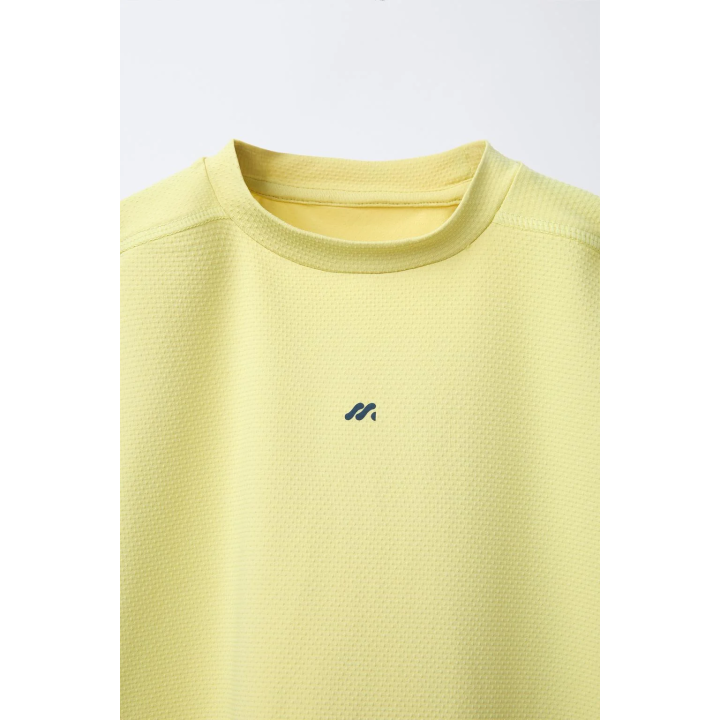 ТЕХНИЧЕСКАЯ ФУТБОЛКА С ЛОГОТИПОМ