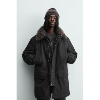 ПАРКА С КОМБИНИРОВАННЫМ СЪЕМНЫМ ВОРОТНИКОМ