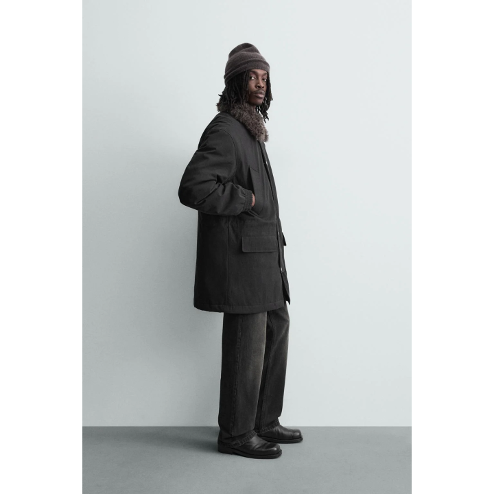 ПАРКА С КОМБИНИРОВАННЫМ СЪЕМНЫМ ВОРОТНИКОМ