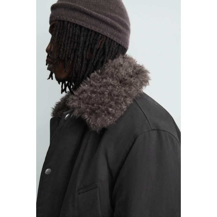 ПАРКА С КОМБИНИРОВАННЫМ СЪЕМНЫМ ВОРОТНИКОМ