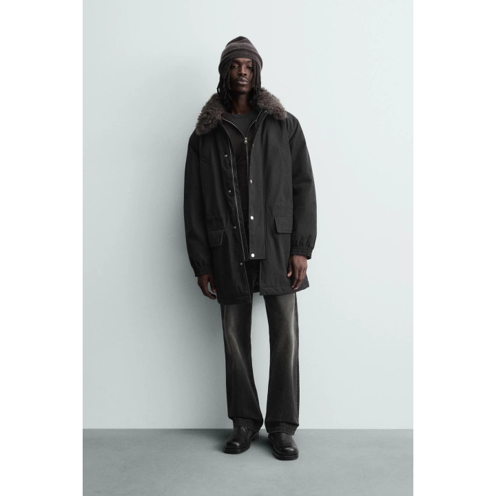 ПАРКА С КОМБИНИРОВАННЫМ СЪЕМНЫМ ВОРОТНИКОМ