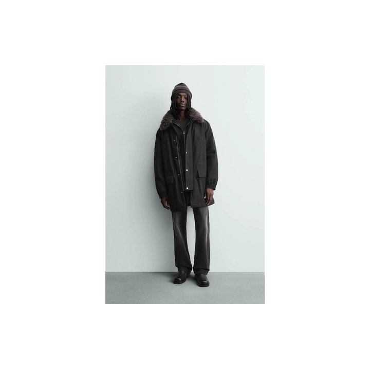 ПАРКА С КОМБИНИРОВАННЫМ СЪЕМНЫМ ВОРОТНИКОМ