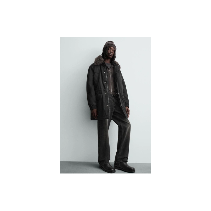 ПАРКА С КОМБИНИРОВАННЫМ СЪЕМНЫМ ВОРОТНИКОМ