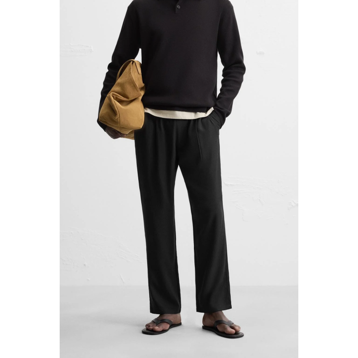 СТРУЯЩИЕСЯ БРЮКИ СВОБОДНОГО КРОЯ