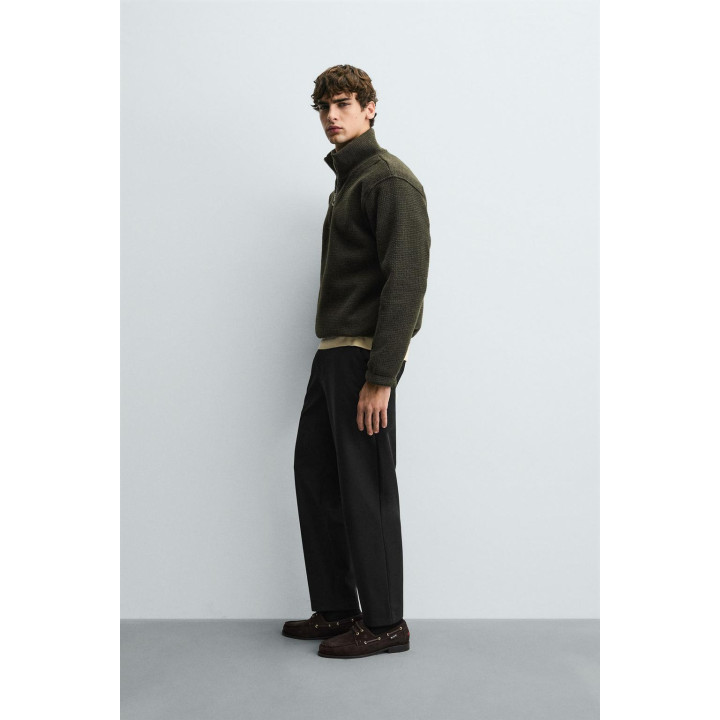 Брюки из комфортного текстурированного материала