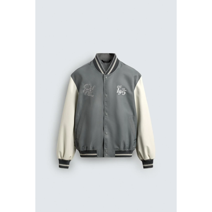 Куртка-бомбер с контрастной вышивкой