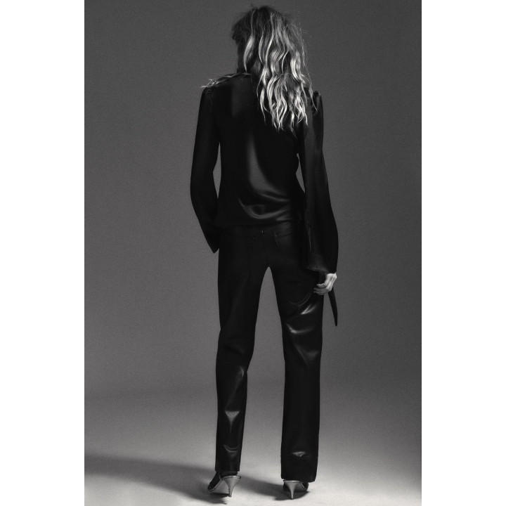 БРЮКИ ИЗ ИСКУССТВЕННОЙ КОЖИ С НИЗКОЙ ПОСАДКОЙ