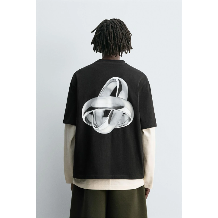 Футболка с принтом кольца