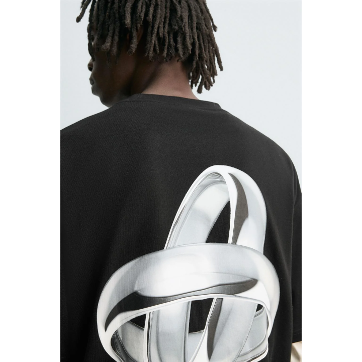 Футболка с принтом кольца