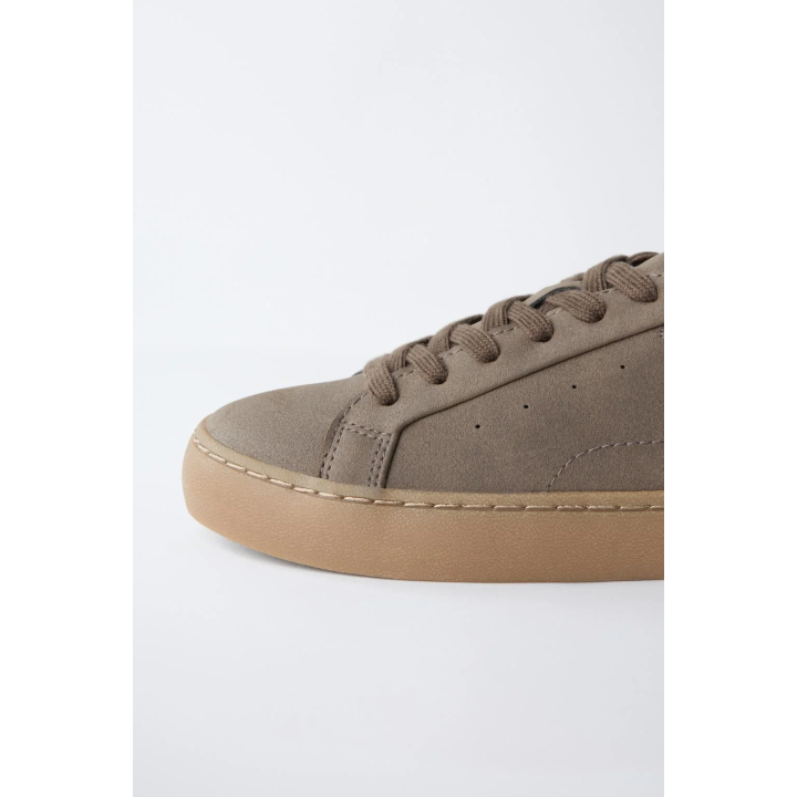 МИНИМАЛИСТИЧНЫЕ КЕДЫ