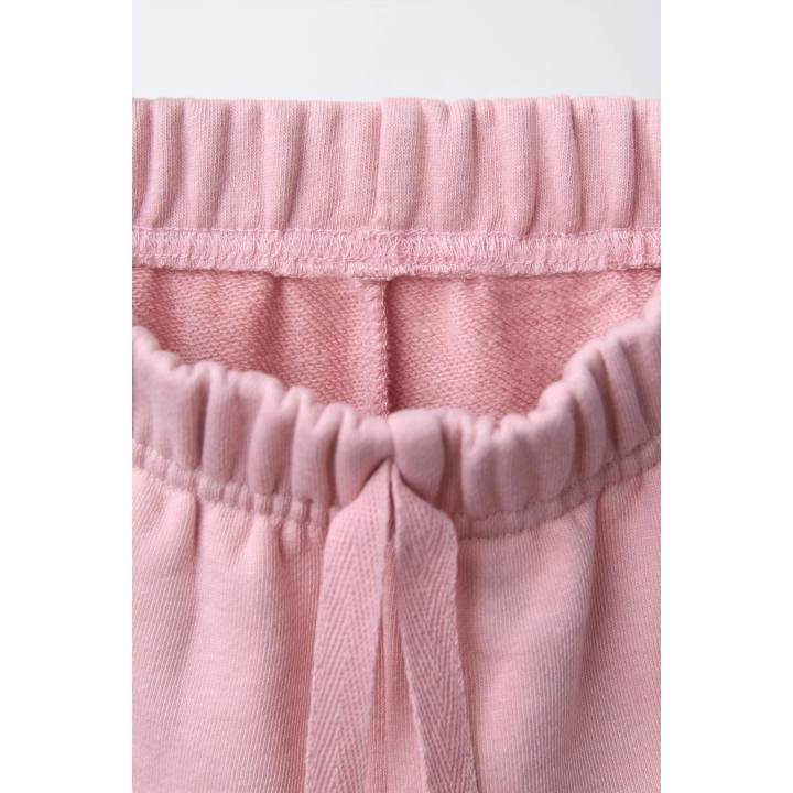 БРЮКИ-ДЖОГГЕРЫ С КАРМАНОМ-СЕРДЦЕМ