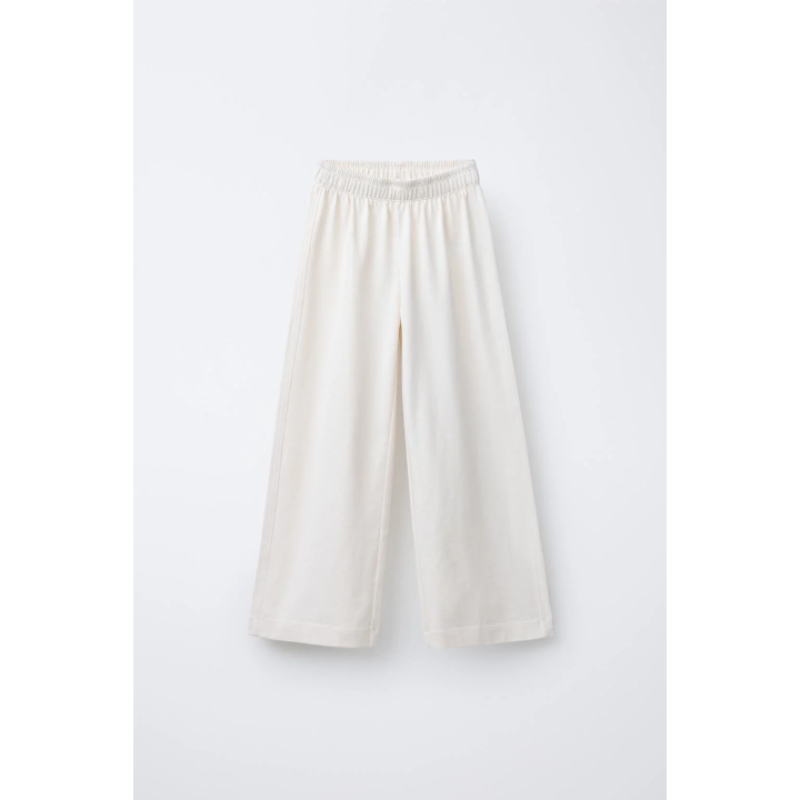 Брюки с широкими штанинами из плотной ткани