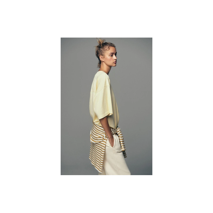 ФУТБОЛКА ОВЕРСАЙЗ С ЭФФЕКТОМ ПОТЕРТОСТИ