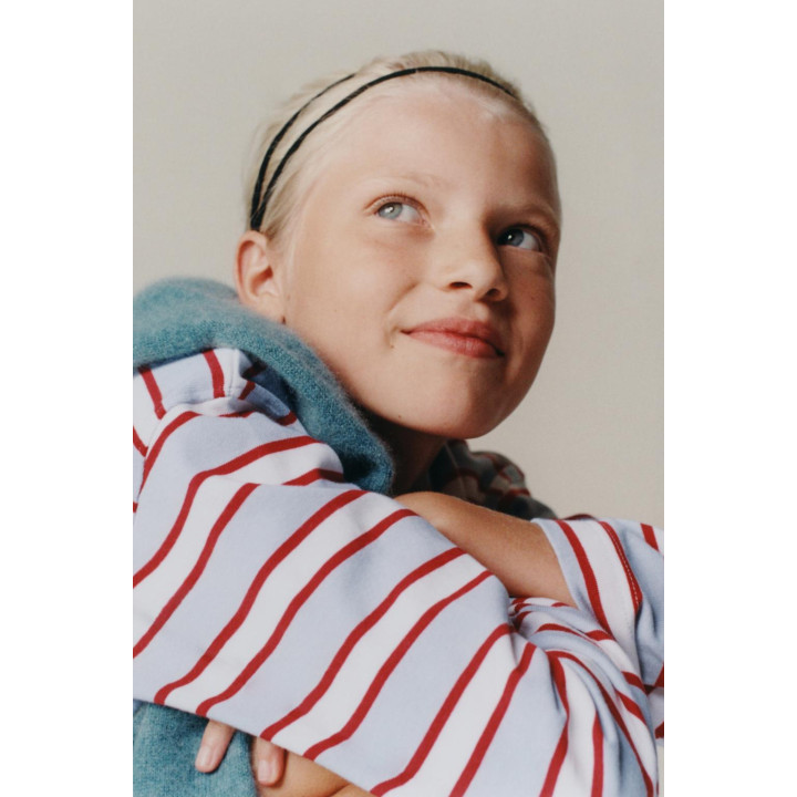 ФУТБОЛКА В ПОЛОСКУ С НАШИВКОЙ «СЕРДЦЕ»