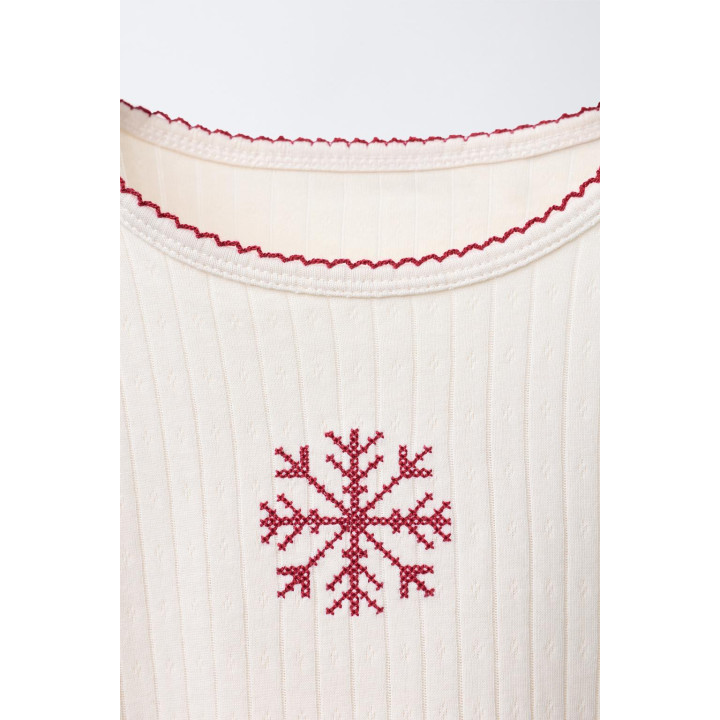 Пижама ages 6-14 с крестообразным узором снежинок и полосками