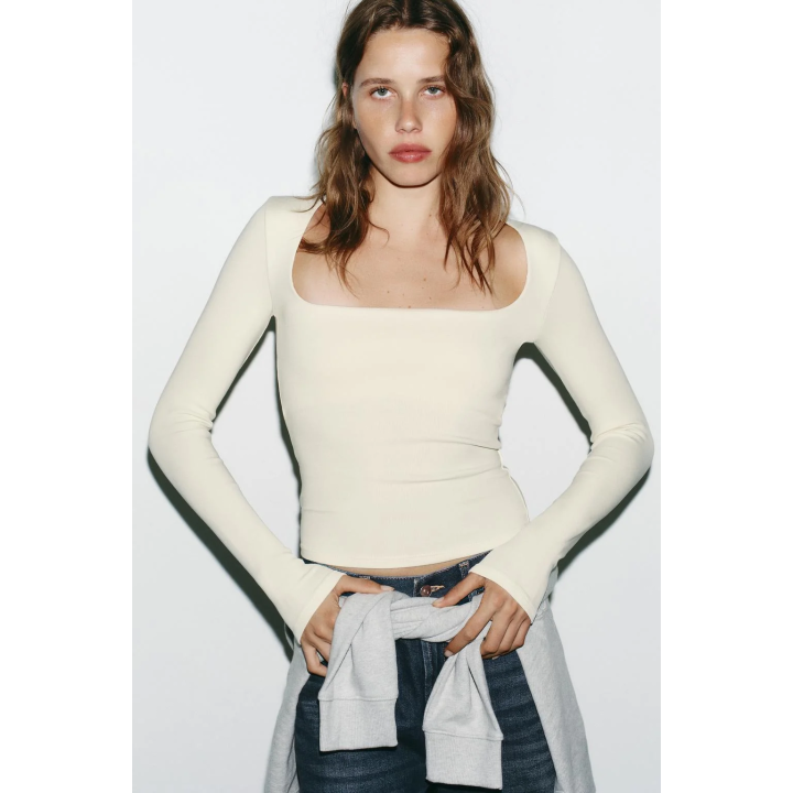 ФУТБОЛКА В РУБЧИК С КВАДРАТНЫМ ВЫРЕЗОМ