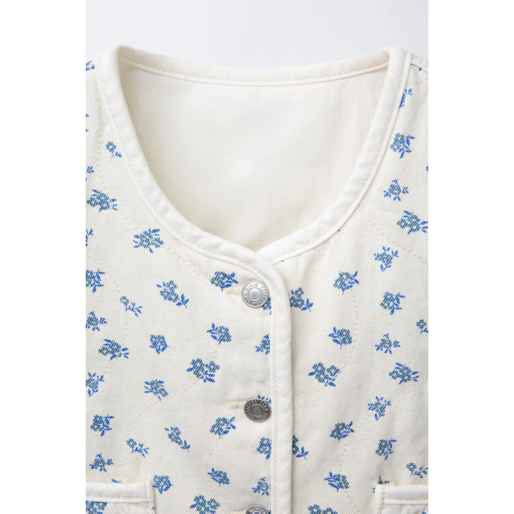 ЖИЛЕТ ИЗ САРЖИ С ЦВЕТОЧНЫМ ПРИНТОМ