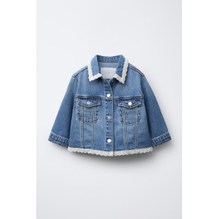 ДЖИНСОВАЯ КУРТКА С КРУЖЕВОМ