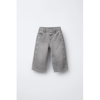 ДЖИНСЫ-КЮЛОТЫ С БОКОВЫМИ ЗВЕЗДАМИ