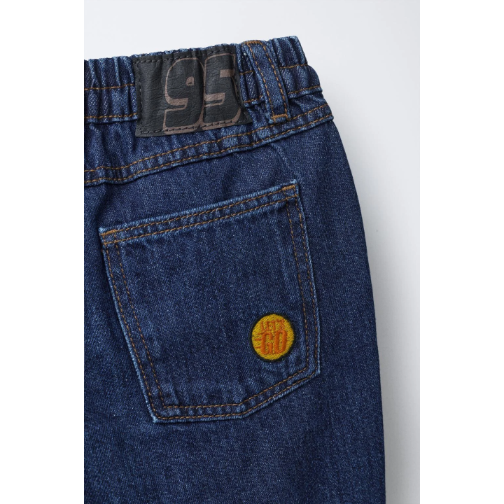 Джинсы багги с вышивкой cars lightning mcqueen © disney