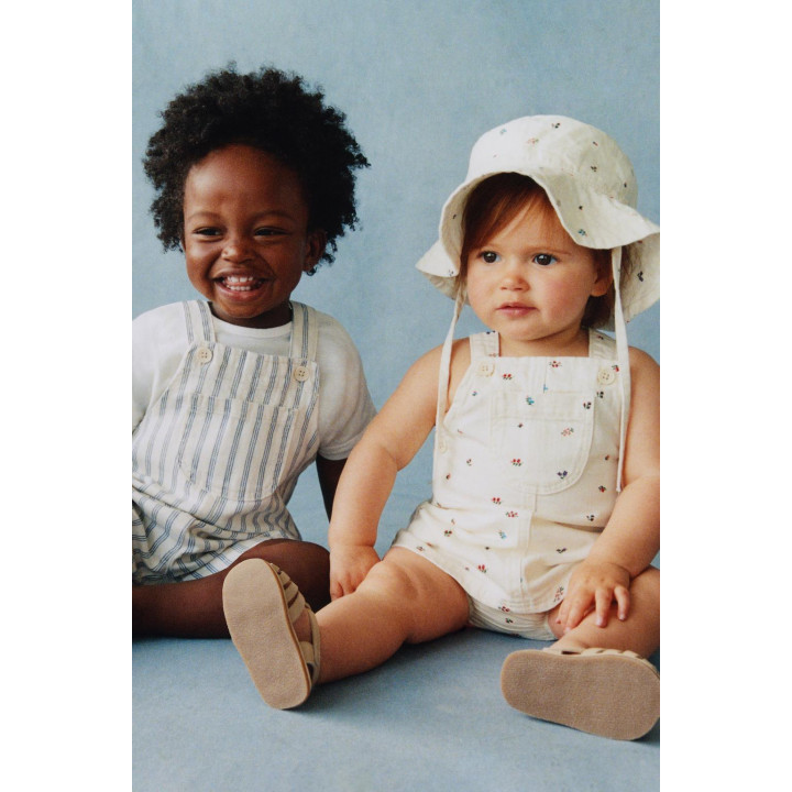 КОРОТКИЙ КОМБИНЕЗОН ИЗ ТВИЛА В ПОЛОСКУ