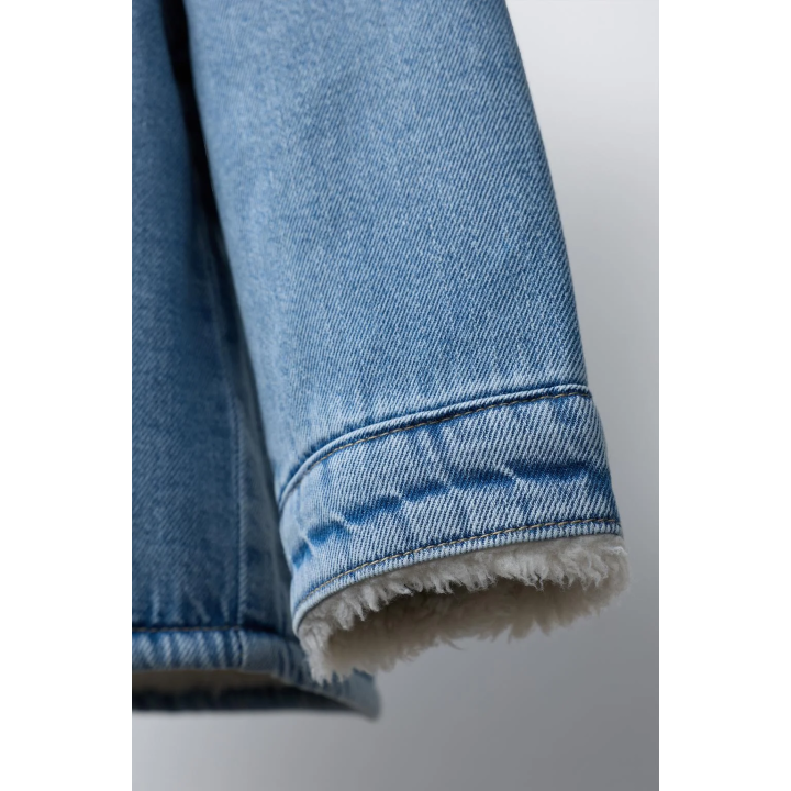 ДЖИНСОВАЯ КУРТКА-РУБАШКА С ИСКУССТВЕННЫМ МЕХОМ