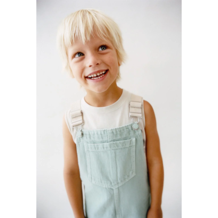 КОРОТКИЙ КОМБИНЕЗОН ИЗ ТВИЛА