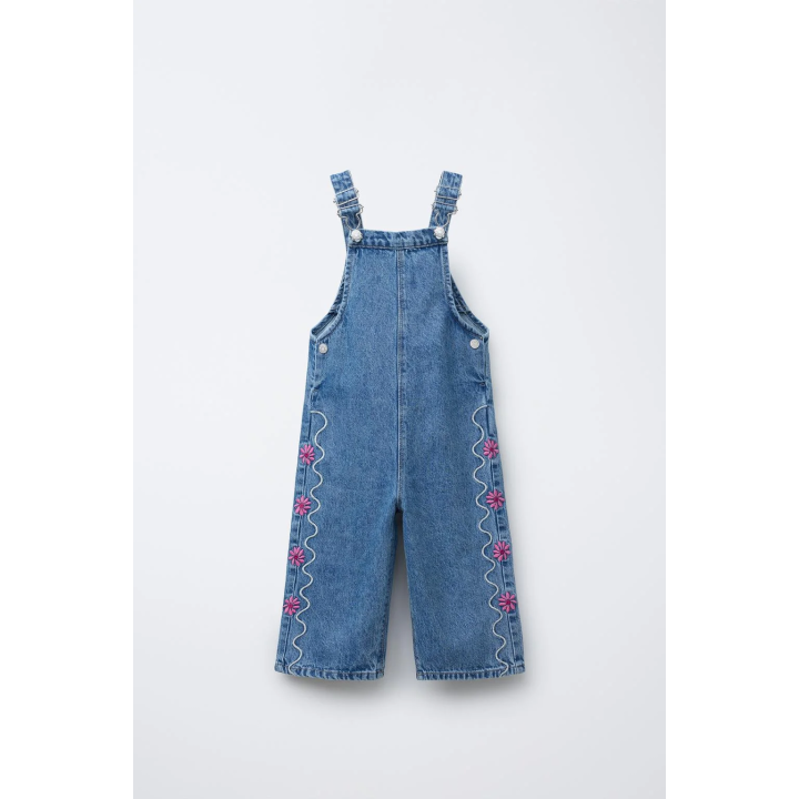 ДЖИНСОВЫЙ КОМБИНЕЗОН С ВЫШИВКОЙ «ВОЛНА» И ЦВЕТАМИ