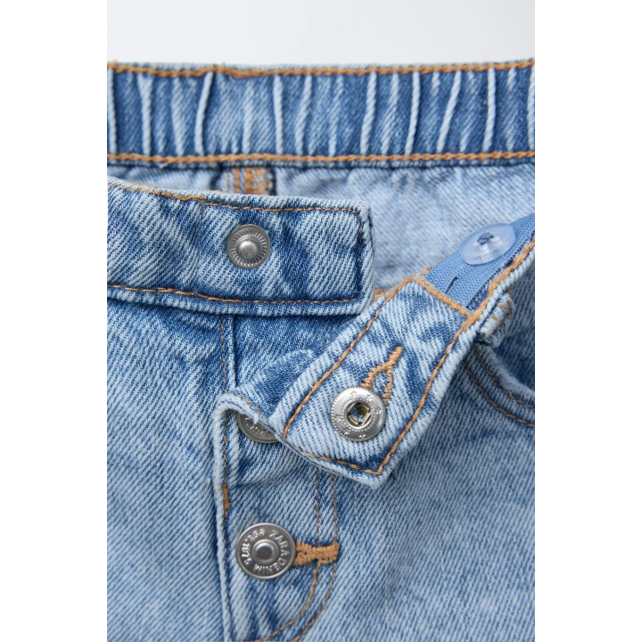 Джинсовые бермуды с высокой талией и карманом в форме сердца