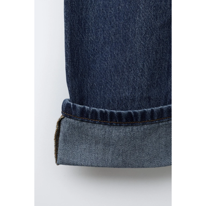 ДЖИНСЫ СВОБОДНОГО КРОЯ С ОТВОРОТАМИ