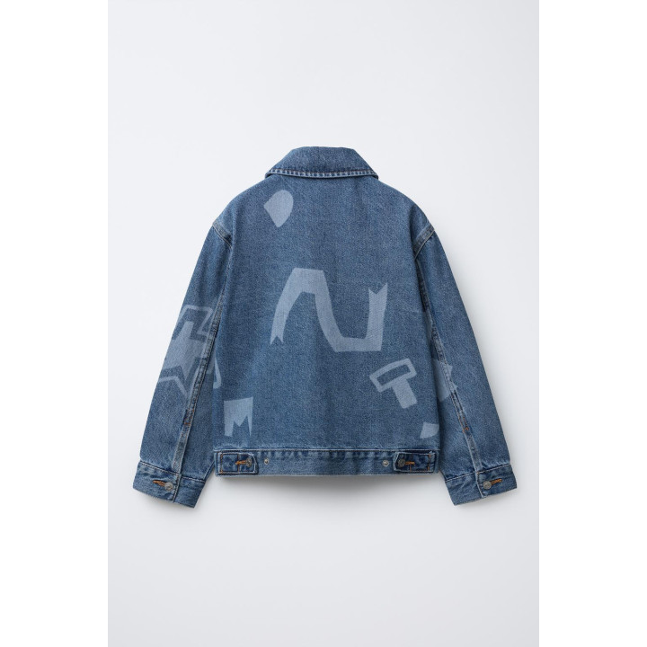 ДЖИНСОВАЯ КУРТКА С ПРИНТОМ