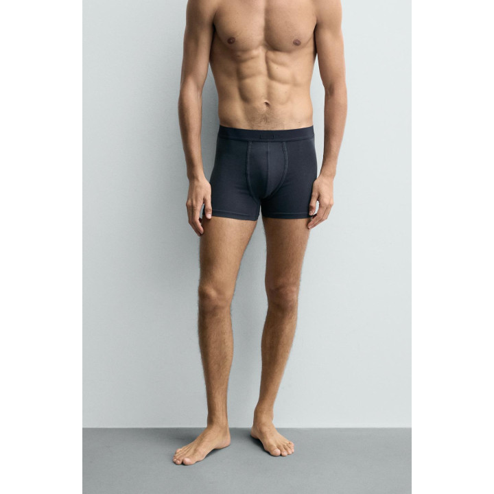 Тройной набор боксеров разнообразных цветов