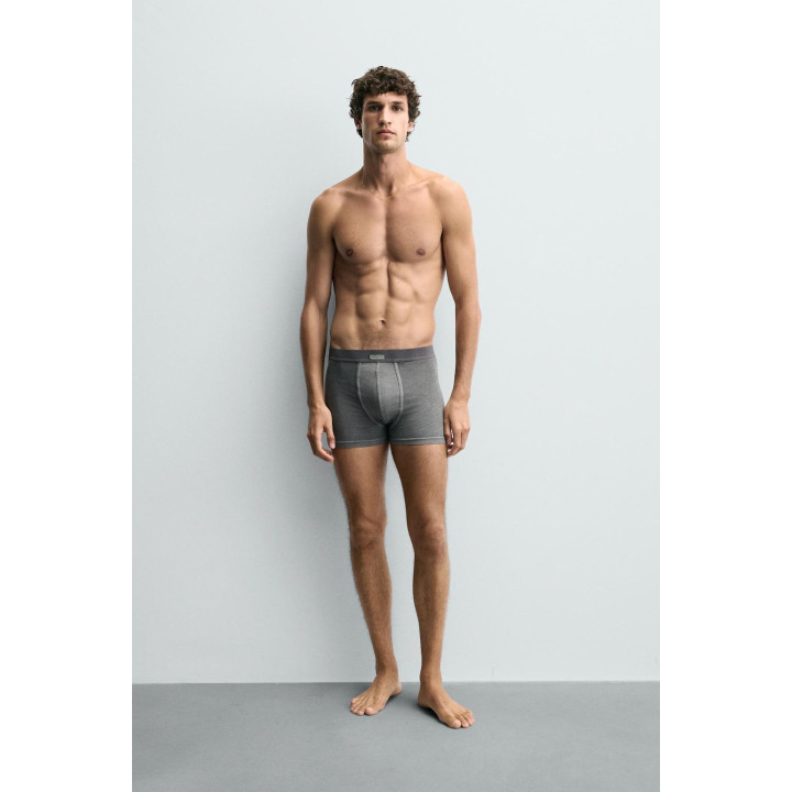 Тройной набор боксеров разнообразных цветов