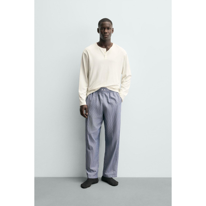 ПИЖАМА С ВОРОТНИКОМ И ПУГОВИЦАМИ В ПОЛОСКУ