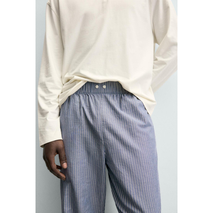 ПИЖАМА С ВОРОТНИКОМ И ПУГОВИЦАМИ В ПОЛОСКУ